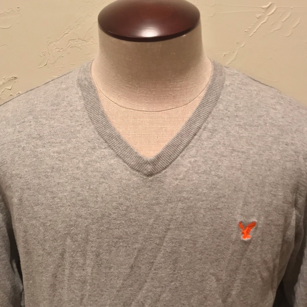 American Eagle Large Pullover V Neck Gray Sweater - image 2